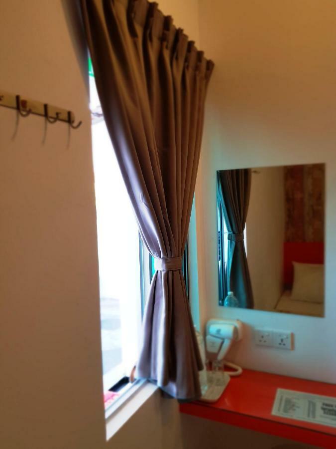 Teruntum 96 Guest house Kuantan Extérieur photo