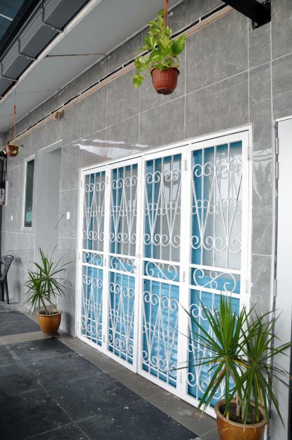 Teruntum 96 Guest house Kuantan Extérieur photo