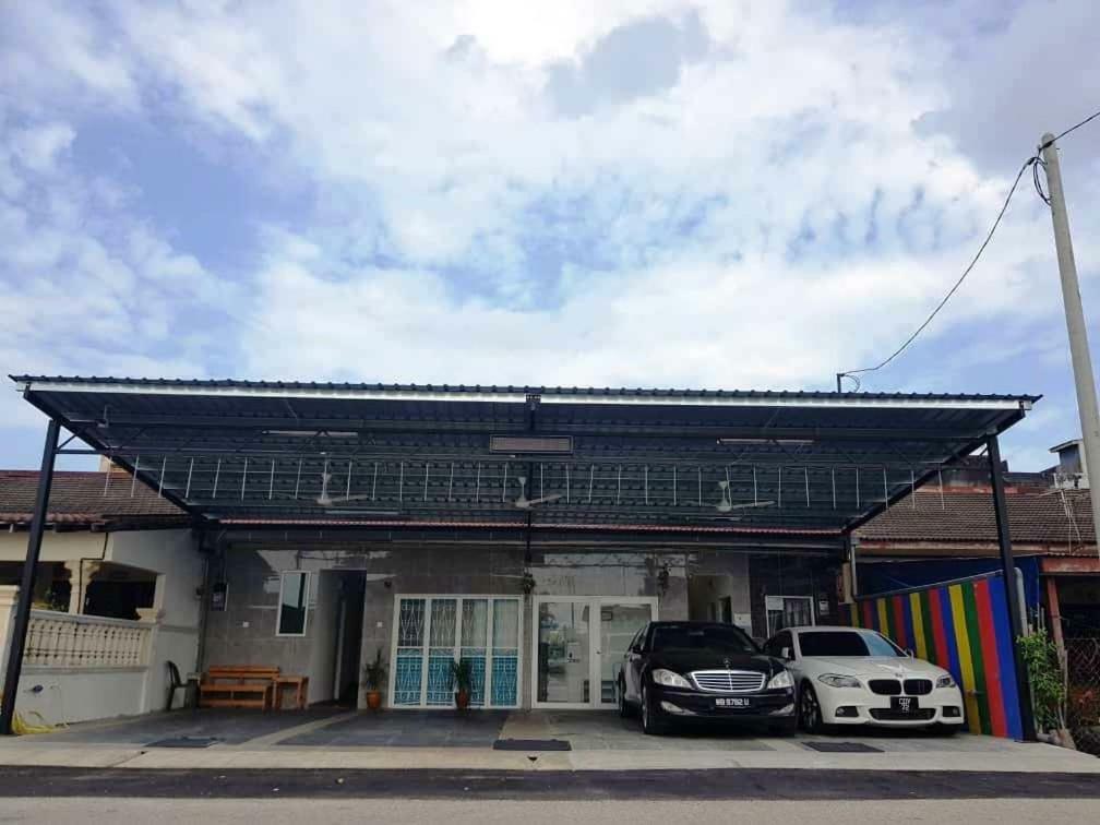 Teruntum 96 Guest house Kuantan Extérieur photo